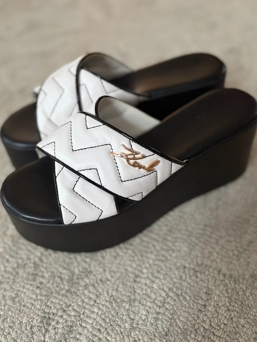 Karl Lagerfeld Paris Platform Wedge Slide Sandals Black White Size 7.5